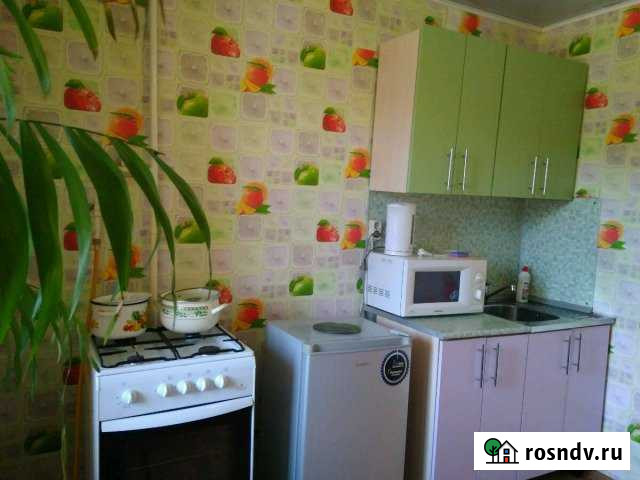 1-комнатная квартира, 39 м², 3/9 эт. в аренду посуточно в Альметьевске Альметьевск - изображение 1