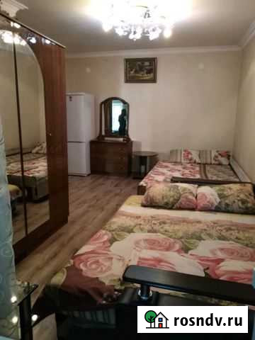 1-комнатная квартира, 40 м², 3/3 эт. в аренду посуточно в Аксае Ростовской области Аксай - изображение 1