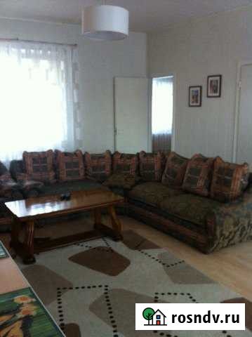 Таунхаус 90 м² на участке 2 сот. в аренду посуточно в Магнитогорске Магнитогорск - изображение 1