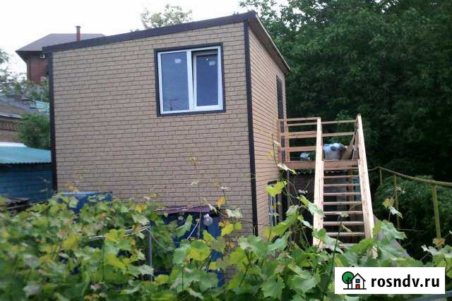 Комната 40 м² в 2-ком. кв., 2/2 эт. в аренду посуточно в Ейске Ейск - изображение 1