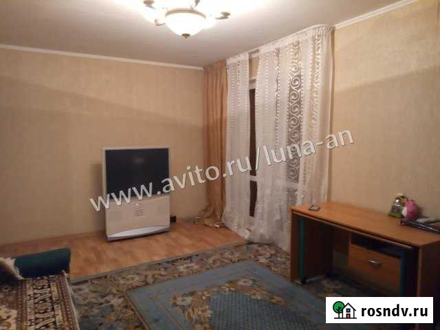 Комната 9 м² в 3-ком. кв., 3/5 эт. в аренду на длительный срок в Набережных Челнах Набережные Челны - изображение 1