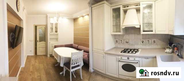 3-комнатная квартира, 80 м², 3/5 эт. в аренду на длительный срок в Симферополе Симферополь - изображение 1