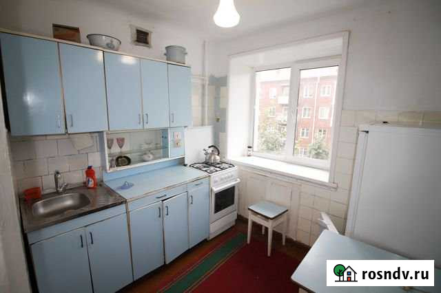 3-комнатная квартира, 54 м², 3/5 эт. в аренду на длительный срок в Омске Омск - изображение 1