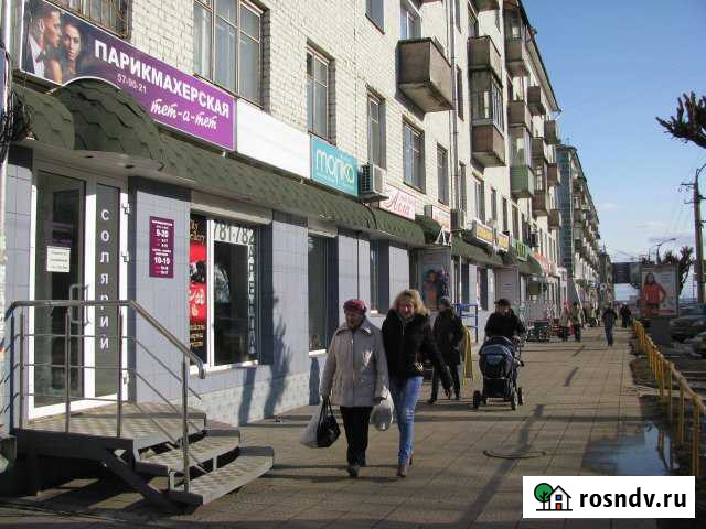 Сдам торговую площадь 6 кв.м. у цума Киров - изображение 1