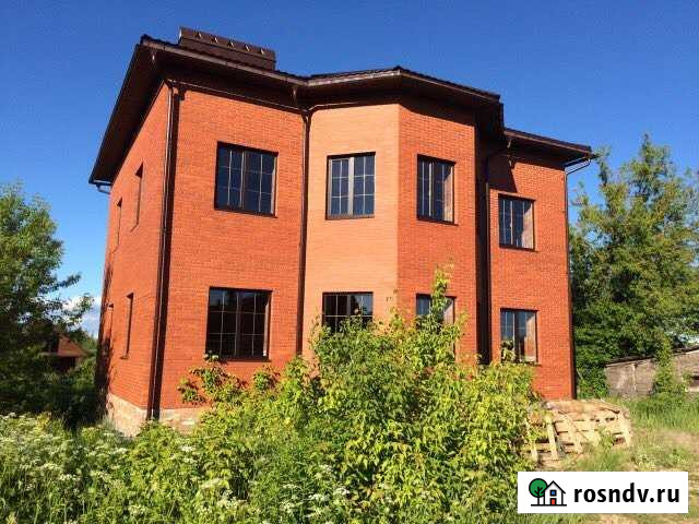 Коттедж 270 м² на участке 14 сот. на продажу в Пскове Псков - изображение 1