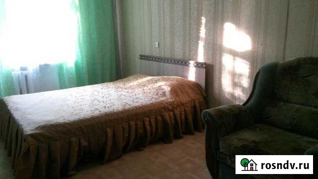 2-комнатная квартира, 45 м², 1/5 эт. в аренду посуточно в Глазове Глазов - изображение 1