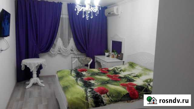 2-комнатная квартира, 50 м², 3/5 эт. в аренду посуточно в Алуште Алушта - изображение 1