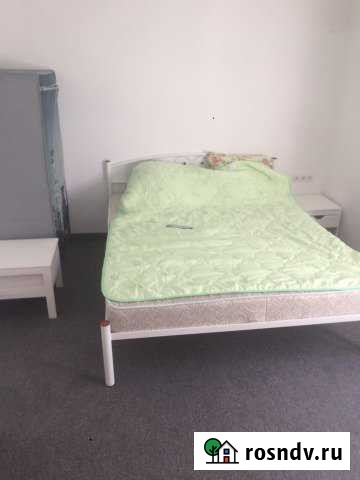 Квартира-студия, 18 м², 1/3 эт. в аренду на длительный срок в Алуште Алушта - изображение 1