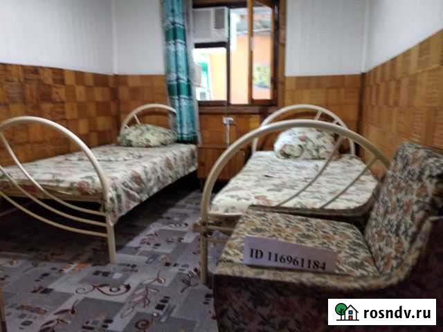 Дом 27 м² на участке 5 сот. в аренду посуточно в Дивноморском Дивноморское - изображение 1