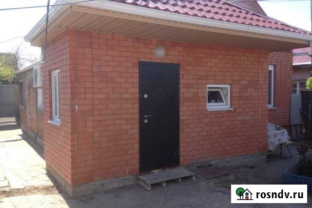 Комната 20 м² в 4-ком. кв., 1/1 эт. в аренду посуточно в Ейске Ейск - изображение 1