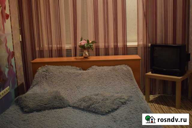 Комната 18 м² в 2-ком. кв., 1/5 эт. в аренду посуточно в Уфе Уфа - изображение 1