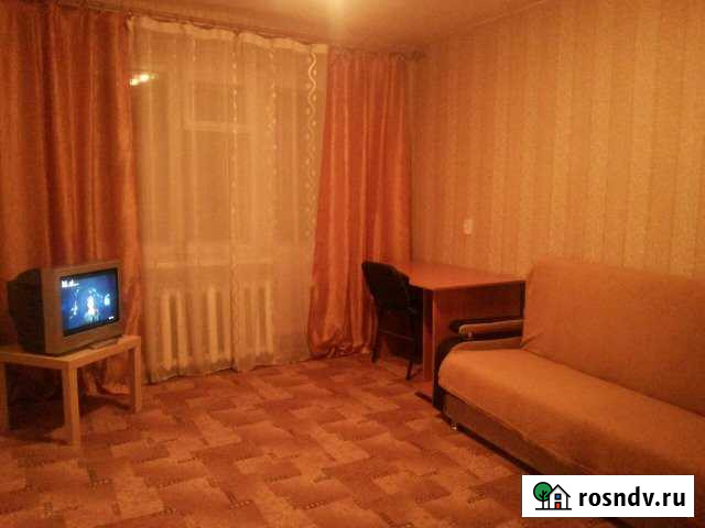 2-комнатная квартира, 37 м², 2/5 эт. в аренду посуточно в Барабинске Барабинск - изображение 1