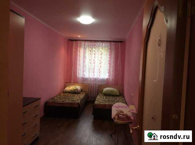 2-комнатная квартира, 43 м², 3/5 эт. в аренду посуточно в Шахтах Шахты - изображение 1