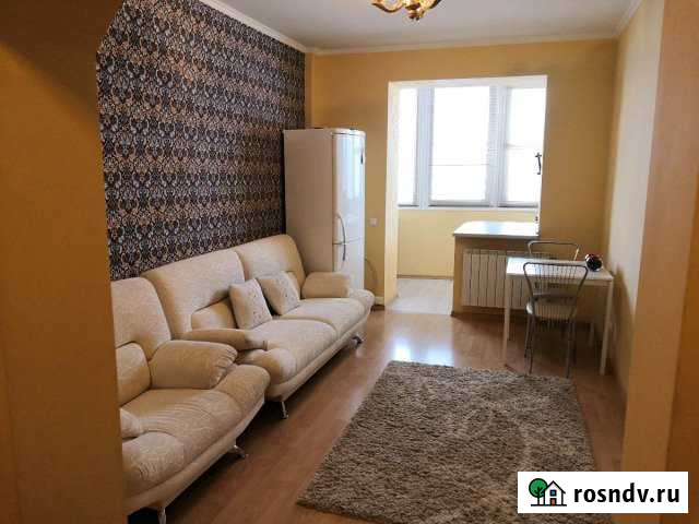 2-комнатная квартира, 50 м², 2/12 эт. в аренду на длительный срок в Тольятти Тольятти - изображение 1