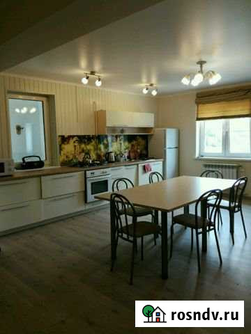 Дом 150 м² на участке 6 сот. в аренду посуточно в Магнитогорске Магнитогорск - изображение 1