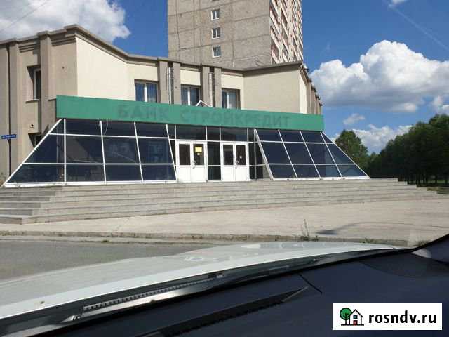 Продается двухэтажное здание на 1й линии, 700 кв.м. Тюмень - изображение 1