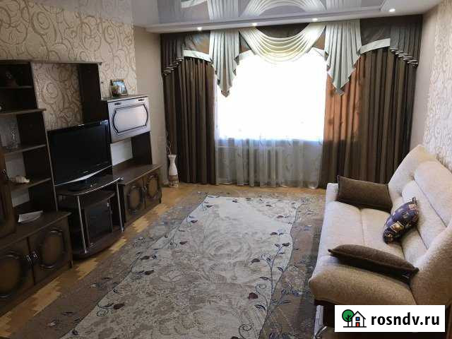 4-комнатная квартира, 80 м², 3/5 эт. в аренду посуточно в Тихорецке Тихорецк - изображение 1