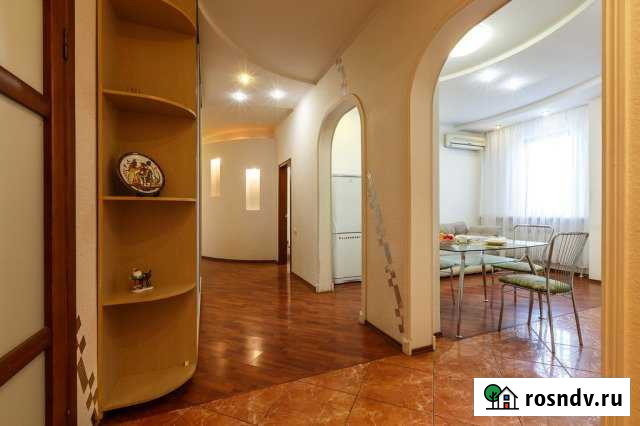 2-комнатная квартира, 100 м², 8/12 эт. в аренду посуточно в Самаре Самара - изображение 1