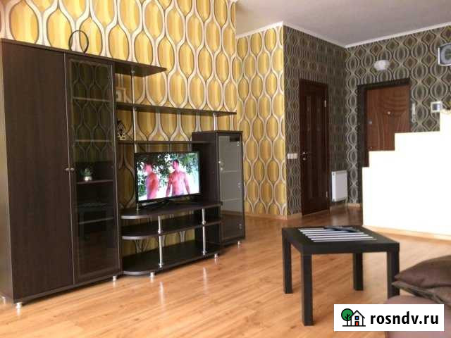 1-комнатная квартира, 48 м², 3/10 эт. в аренду посуточно в Севастополе Севастополь - изображение 1