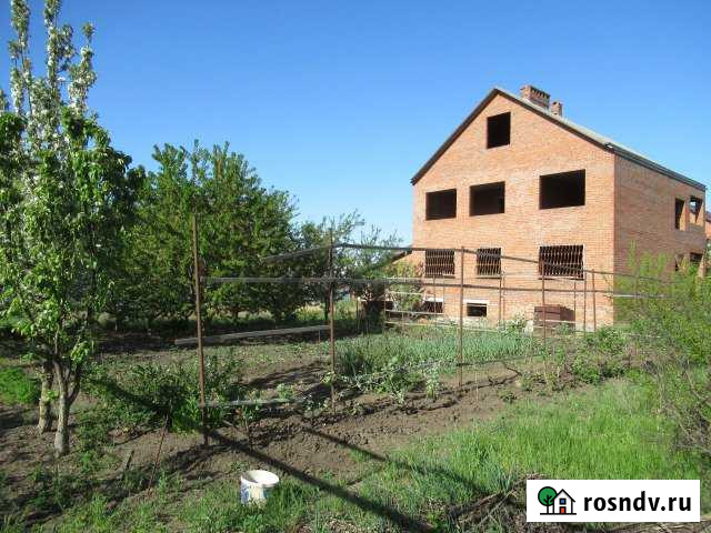 Дом 250 м² на участке 8 сот. на продажу в Аксае Ростовской области Аксай - изображение 1