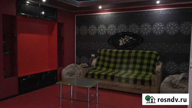 2-комнатная квартира, 70 м², 1/2 эт. в аренду на длительный срок в Шахтах Шахты - изображение 1