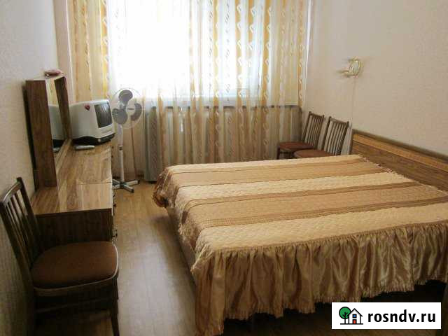 Комната 15 м² в 3-ком. кв., 2/2 эт. в аренду посуточно в Ялте Ялта - изображение 1