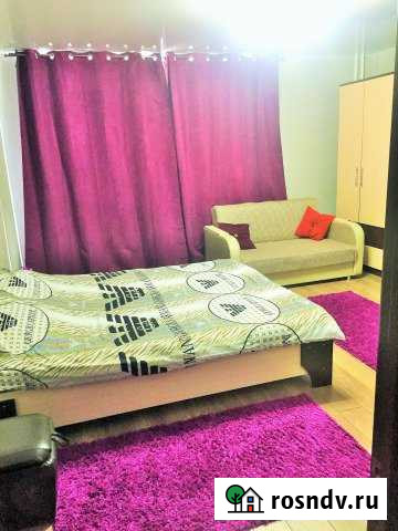 1-комнатная квартира, 30 м², 3/12 эт. в аренду посуточно в Сосновоборске Красноярского края Сосновоборск - изображение 1