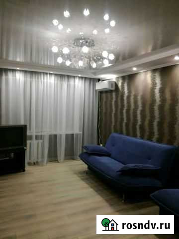 2-комнатная квартира, 52 м², 2/5 эт. в аренду посуточно в Невинномысске Невинномысск - изображение 1