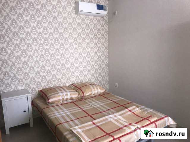 Комната 20 м² в 6-ком. кв., 1/2 эт. в аренду посуточно в Ахтанизовской Ахтанизовская - изображение 1