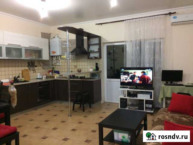 3-комнатная квартира, 100 м², 1/2 эт. в аренду на длительный срок в Тимашевске Тимашевск - изображение 1