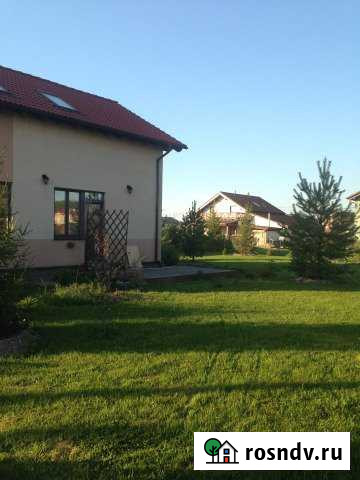 Коттедж 115 м² на участке 10 сот. в аренду на длительный срок в Янино-1 Янино-1 - изображение 1