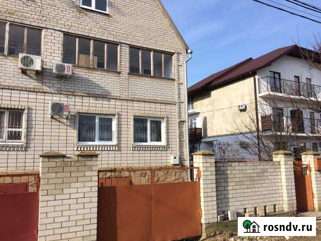 Дом 200 м² на участке 5 сот. в аренду посуточно в Витязево Витязево - изображение 1