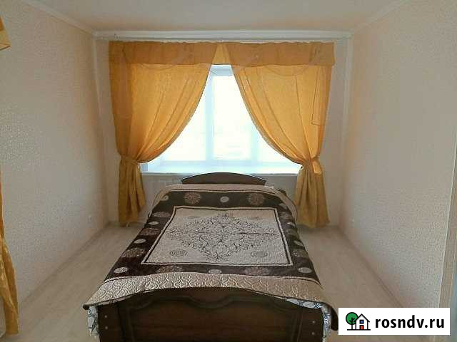 1-комнатная квартира, 35 м², 2/4 эт. в аренду посуточно в Альметьевске Альметьевск - изображение 1