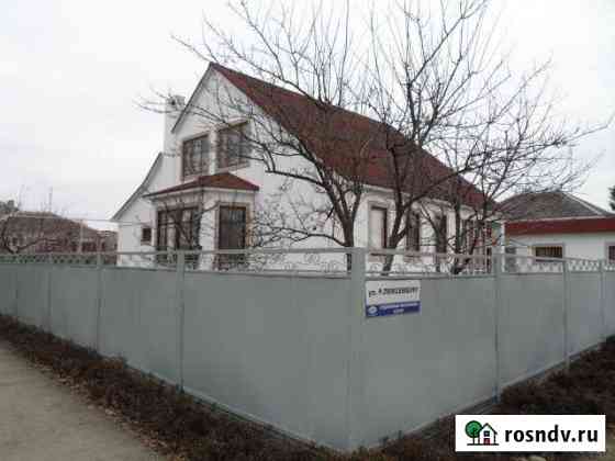 Дом 168.8 м² на участке 12 сот. на продажу в Курганинске Курганинск