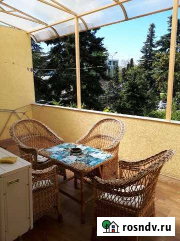 3-комнатная квартира, 80 м², 2/2 эт. в аренду посуточно в Ялте Ялта - изображение 1