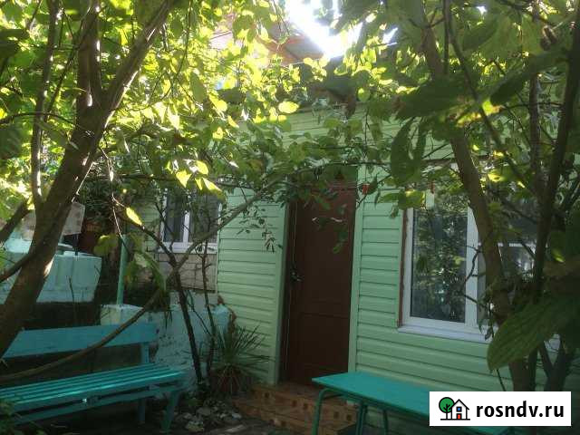 Дом 28 м² на участке 1 сот. в аренду посуточно в Небуге Небуг - изображение 1