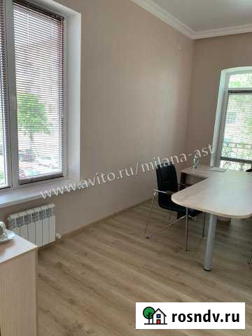 4-комнатная квартира, 115 м², 2/2 эт. в аренду на длительный срок в Астрахани Астрахань - изображение 1