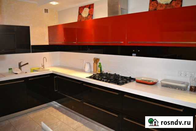 3-комнатная квартира, 120 м², 6/9 эт. в аренду на длительный срок в Астрахани Астрахань - изображение 1