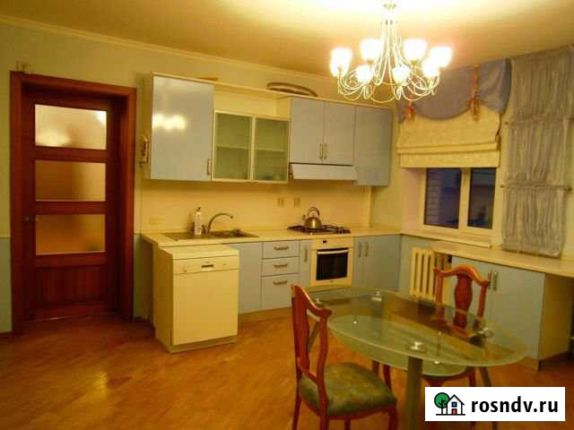 5-комнатная квартира, 203 м², 2/5 эт. в аренду на длительный срок в Казани Казань - изображение 1