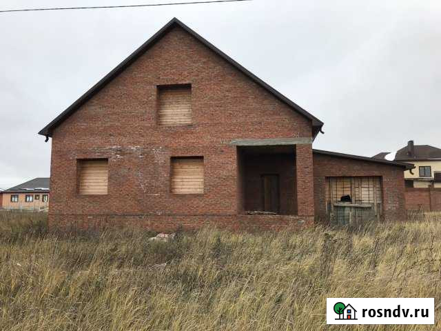 Дом 200 м² на участке 10 сот. на продажу в Гулькевичах Гулькевичи - изображение 1