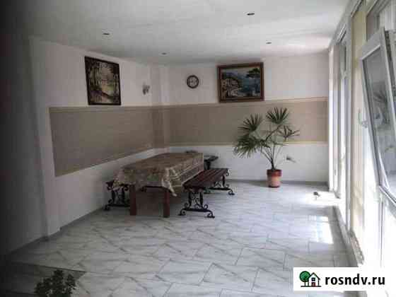 4-комнатная квартира, 130 м², 1/5 эт. на продажу в Феодосии Феодосия