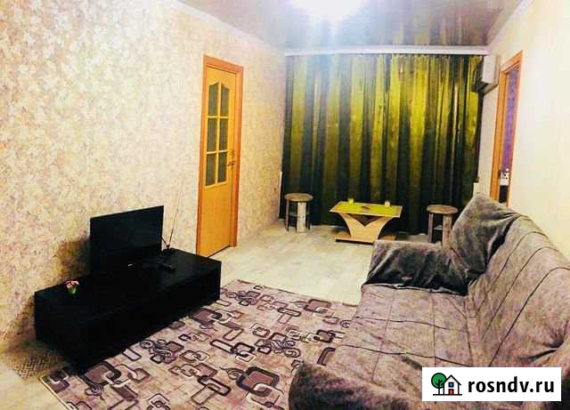3-комнатная квартира, 57 м², 1/5 эт. в аренду посуточно в Астрахани Астрахань - изображение 1