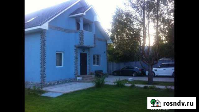 Коттедж 180 м² на участке 10 сот. в аренду на длительный срок в Сертолово Сертолово - изображение 1