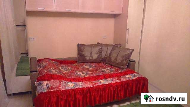 2-комнатная квартира, 40 м², 1/1 эт. в аренду посуточно в Морозовске Морозовск - изображение 1