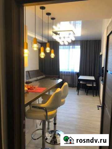 2-комнатная квартира, 72 м², 10/25 эт. в аренду на длительный срок во Владивостоке Владивосток - изображение 1