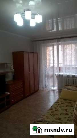 1-комнатная квартира, 38 м², 1/10 эт. в аренду посуточно в Альметьевске Альметьевск - изображение 1