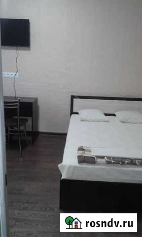 Комната 17 м² в 7-ком. кв., 1/1 эт. в аренду посуточно в Богучаре Богучар - изображение 1