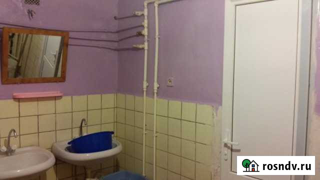 Комната 17 м² в 8-ком. кв., 6/9 эт. на продажу в Азове Азов - изображение 1