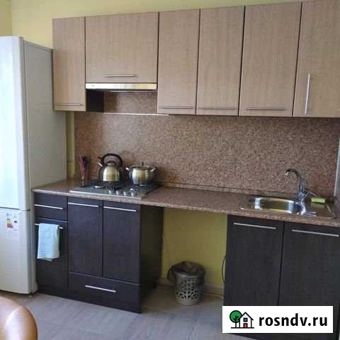 Комната 20 м² в 8-ком. кв., 1/2 эт. в аренду посуточно в Покрове Покров - изображение 1