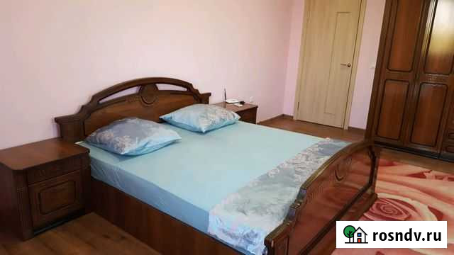 1-комнатная квартира, 50 м², 4/4 эт. в аренду посуточно в Армавире Армавир - изображение 1